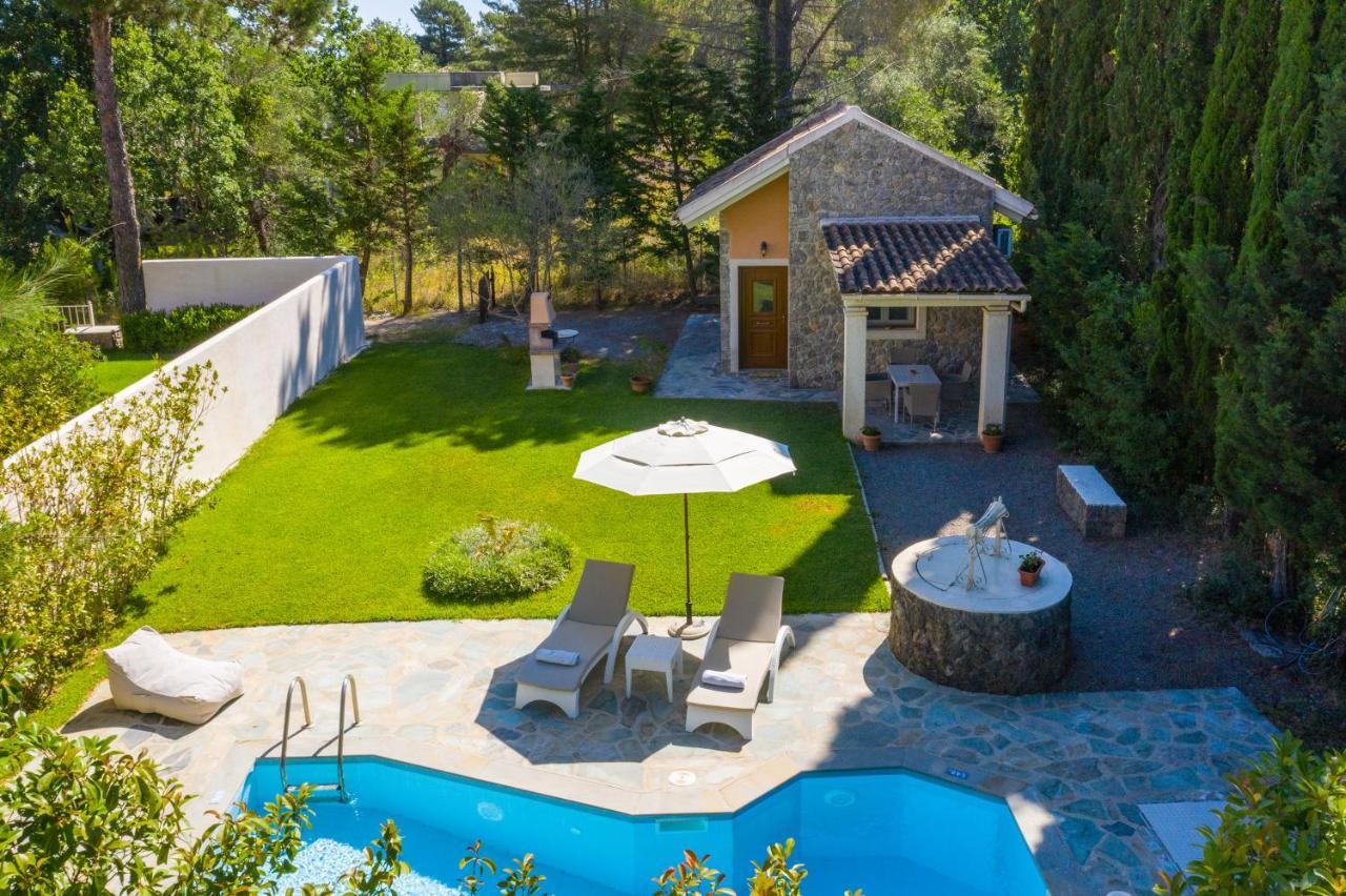 Petrinos Cottage Dafnila 외부 사진