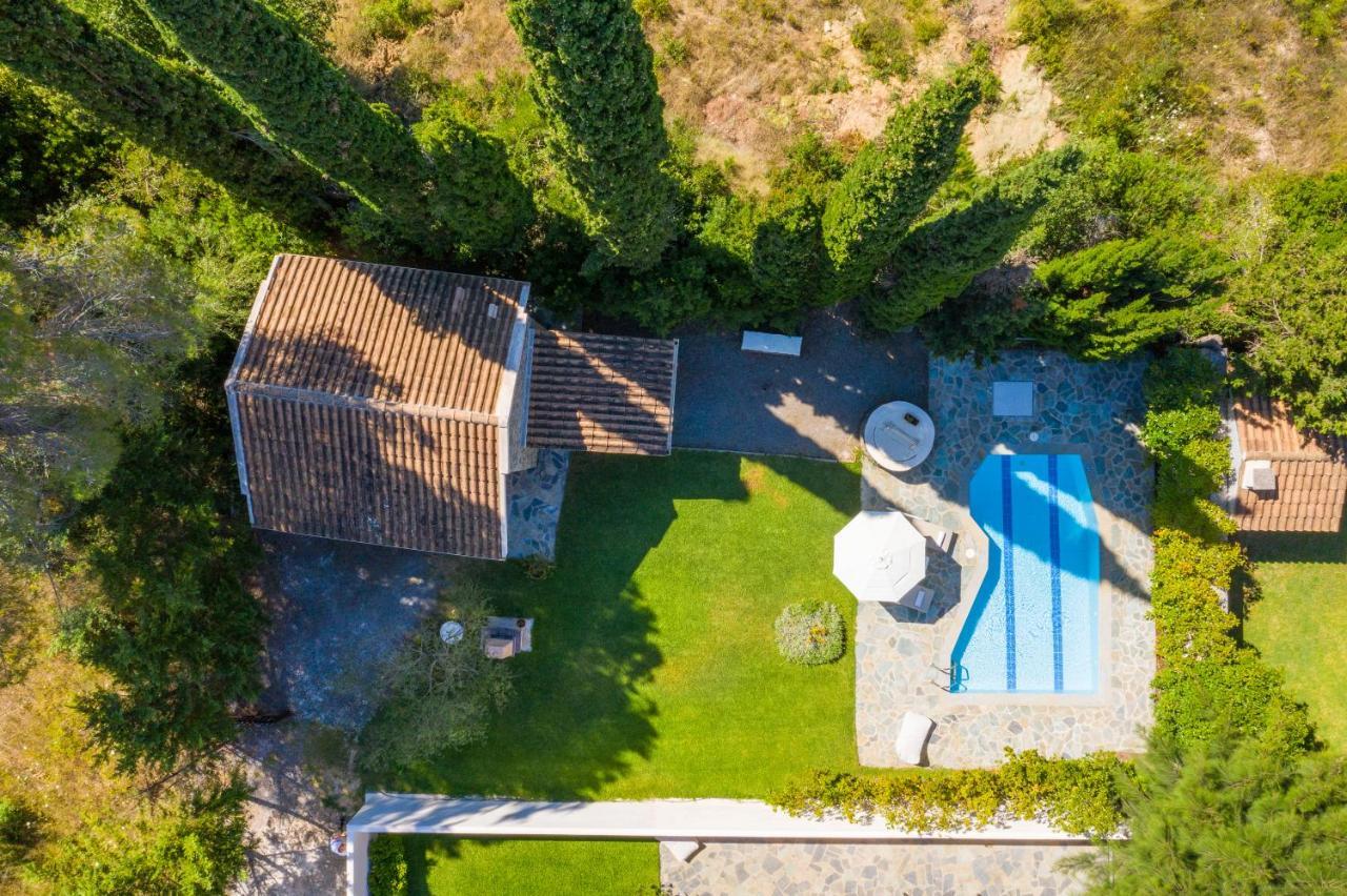 Petrinos Cottage Dafnila 외부 사진