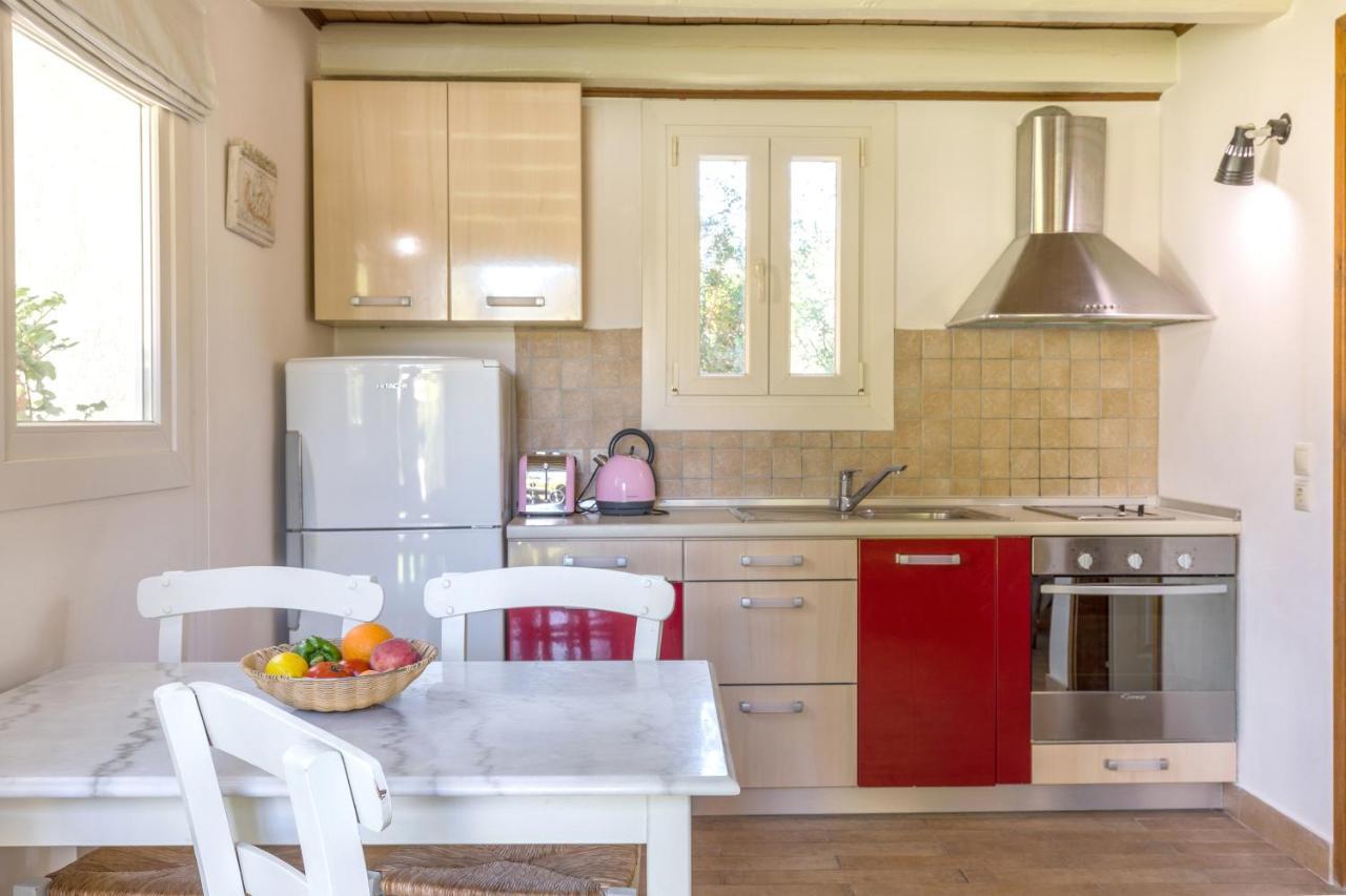 Petrinos Cottage Dafnila 외부 사진